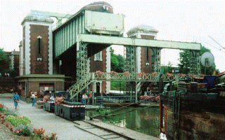 Arques boat lift