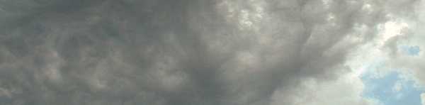 Storm-Clouds gather, a very odd sky; click for the full picture